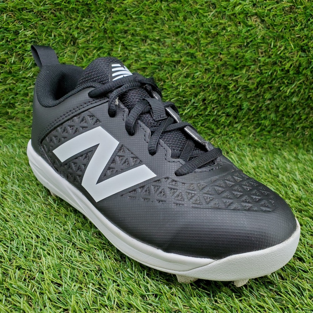 New Balance 4040v8 SIZE 2 WIDE Kids Baseball Softball Molded Cleats Black White